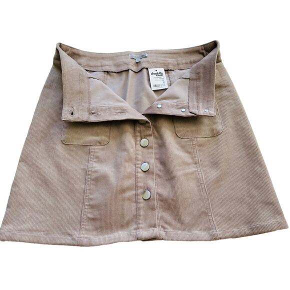 Charlotte Russe Beige Corduroy Button Front Patch Pickets Mini Skirt Medium NEW - Picture 5 of 10